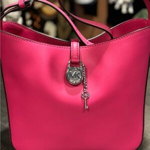 MK Lyra shoulder bag